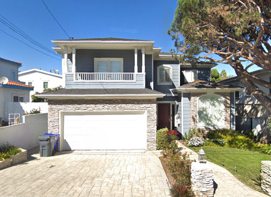 42352C1607643846488 1711 6th Street