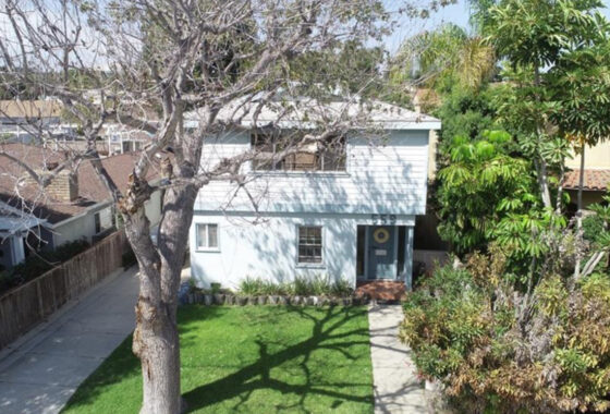 42352C1607646084535 559 33rd Street