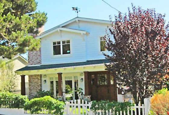 42352C1607651820379 562 33rd Street