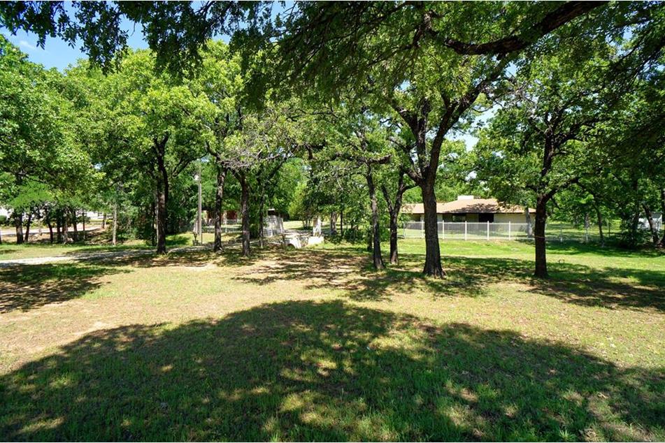 42459C1624588634984 1204 W. Southlake Blvd