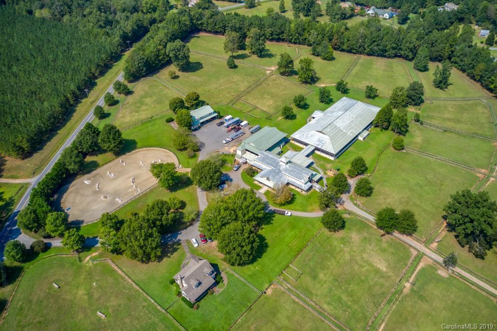 42461C1613074969157 4290 Collinsville Rd