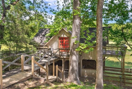 42461C1613486414472 5519 Hunting Country Rd