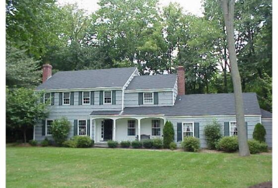 42812 10 Kerry Lane
