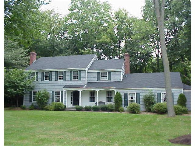 42812 10 Kerry Lane