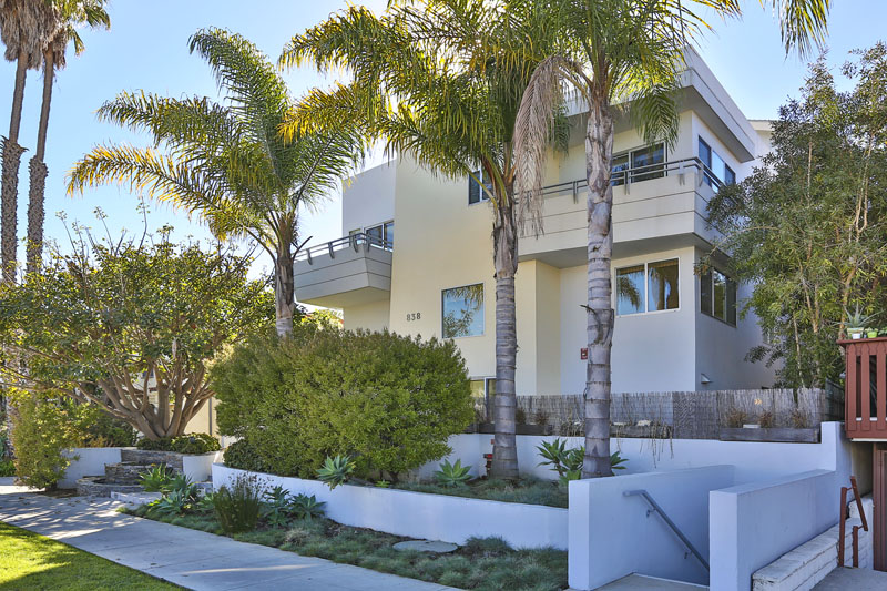 4297 838 19th St