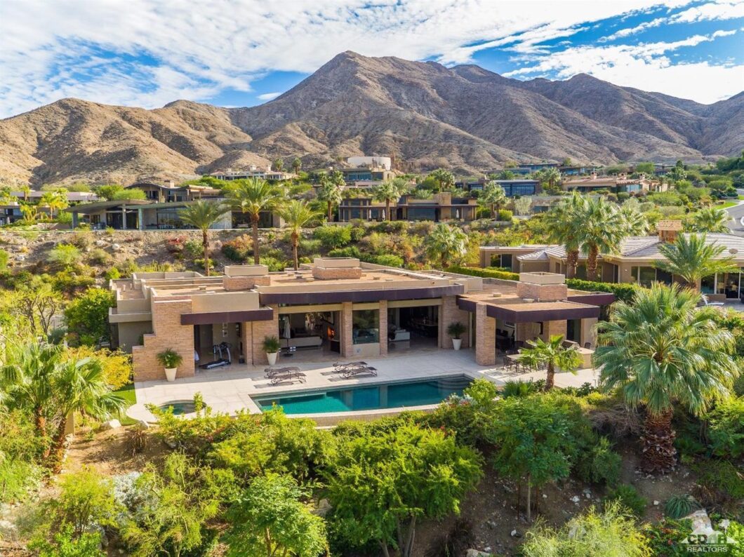 42980C1623866667527 61 Hillcrest Drive