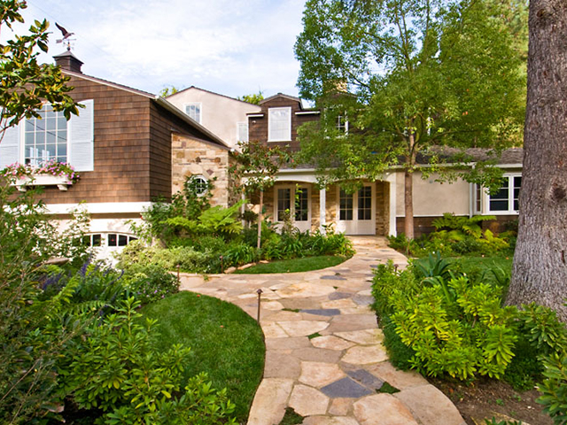 4303 3658 Woodhill Canyon Rd