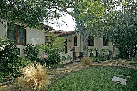 43403 732 Hampden Pl