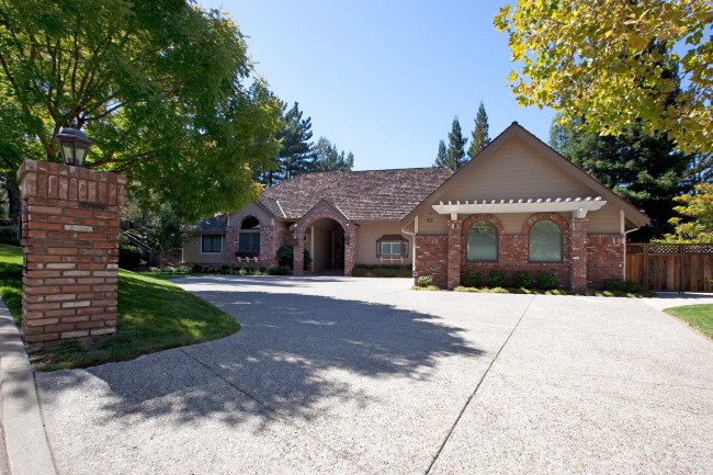 43713 62 Silver Pine Lane