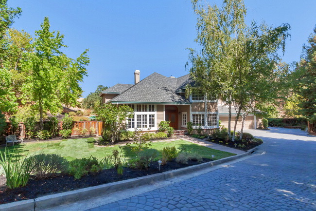 43729 8 Elizabeth Lane