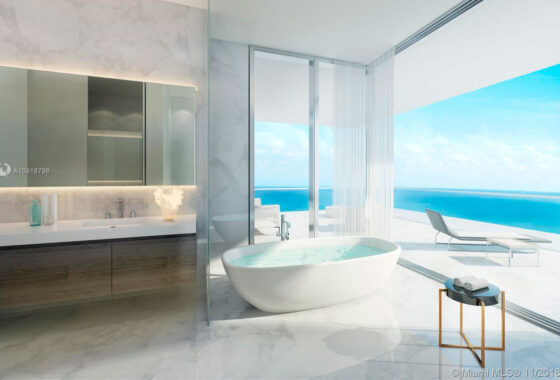43796C1618435111313 6901 Collins Ave