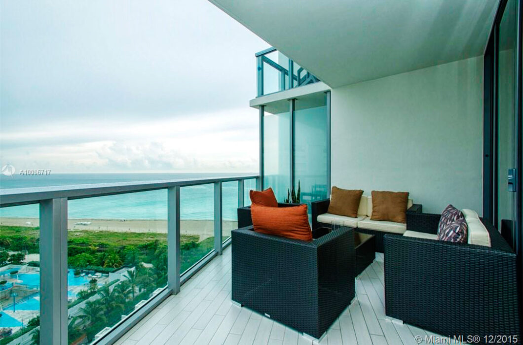 43796C1618436459373 2201 Collins Ave