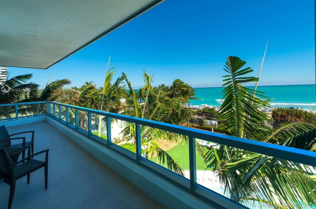 43796C1618438264562 4391 Collins Ave
