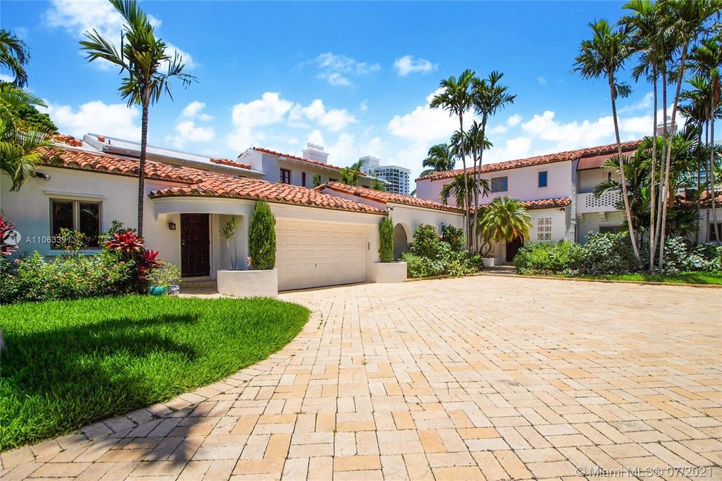 43796C1627501279352 5661 Pine Tree Drive