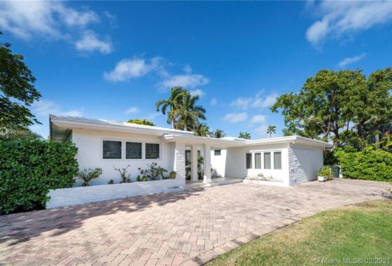 43796C1627503948364 6100 La Gorce Drive