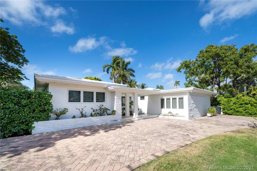 43796C1627503948364 6100 La Gorce Drive