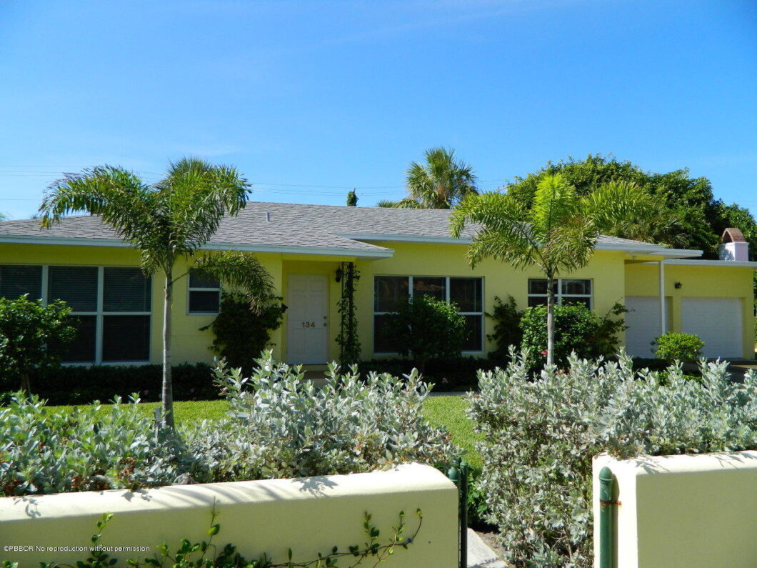 44105 134 Australian Ave