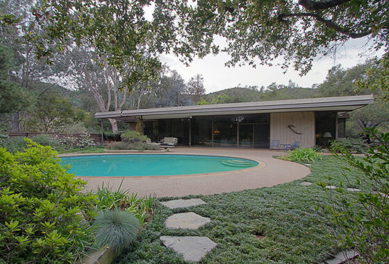 44941 1425 El Mirador Drive