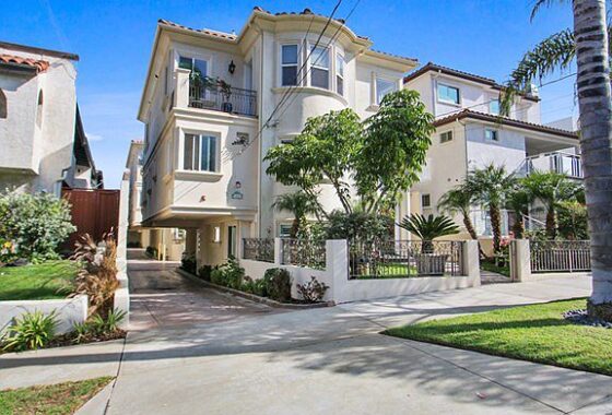 45062C1694555745274 212 S Lucia Ave #C