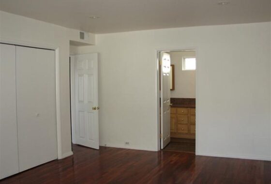 4536 25200 Malibu Road