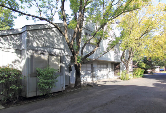 45779 375 West Napa Street