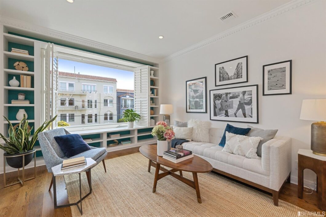 46789C1647631335290 25 Parker Ave