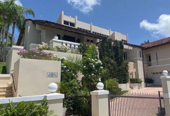 47049C1645650028698 Urb. Villa Caparra
