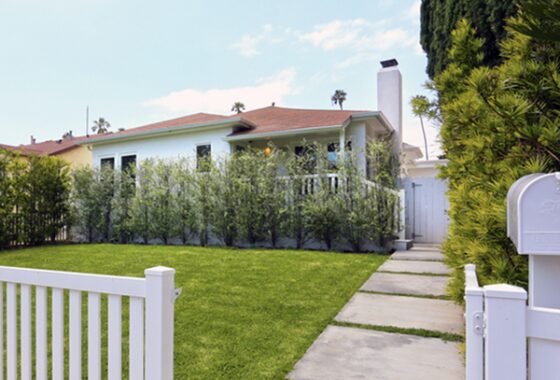 48073 12239 Darlington Avenue