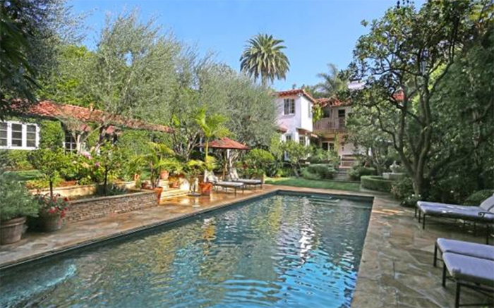 48123 1355 N Doheny Drive