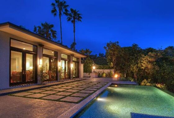 48126 1136 Marilyn Drive