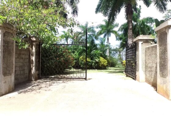 48151 Round Hill Estate
