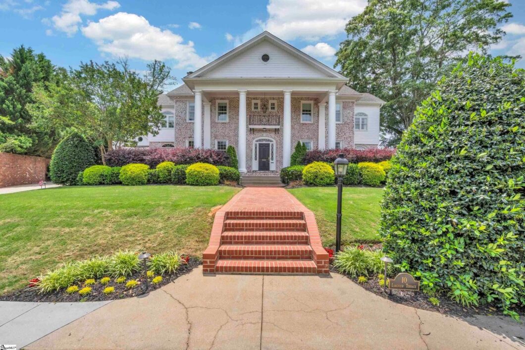48426C1690375541935 10 Longview Terrace