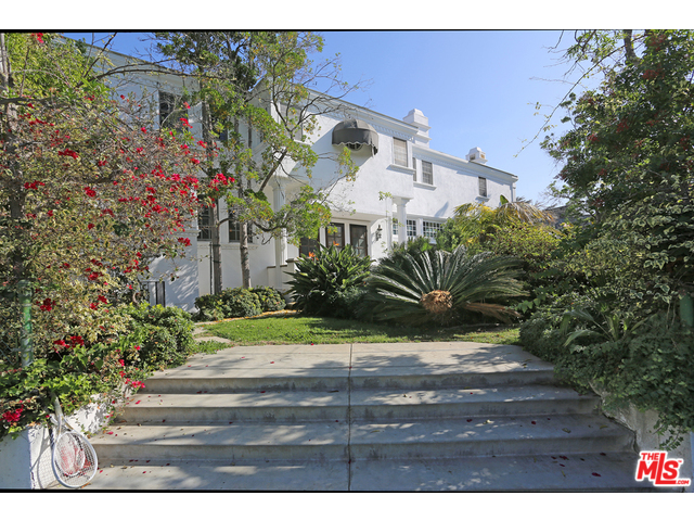 48943 809 N. Linden Drive