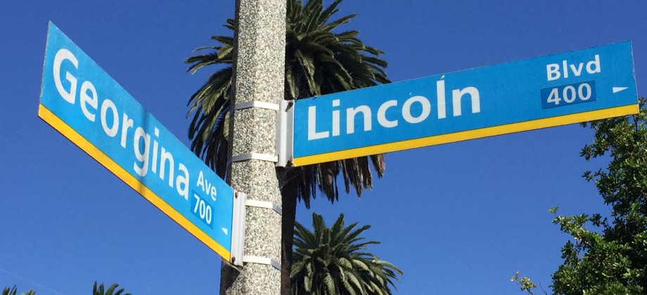 48988 422 Lincoln Blvd
