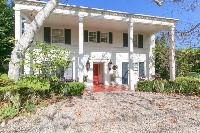 49123C1657653359960 10505 Camarillo Street