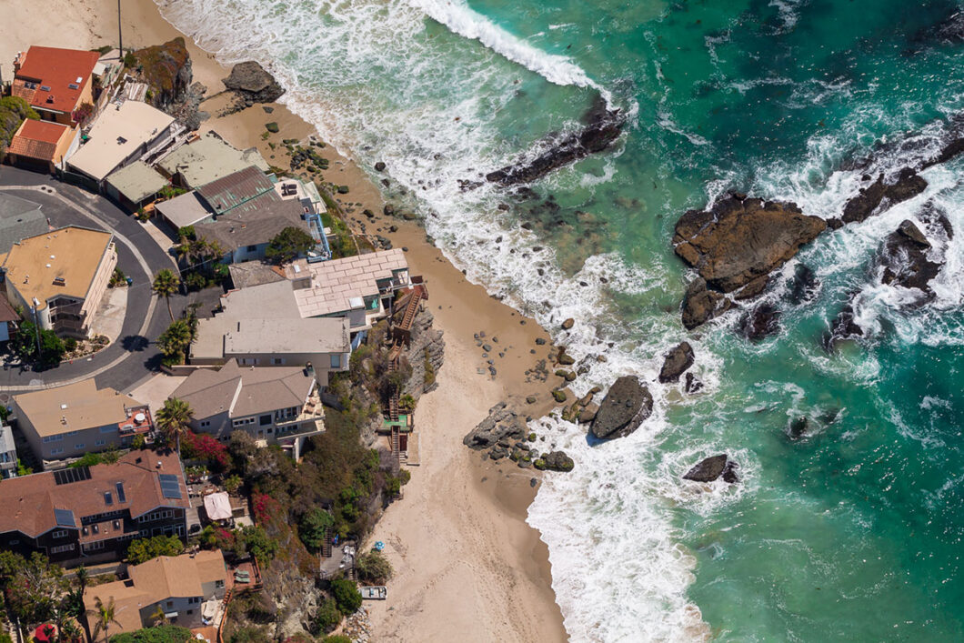 50032 Oceanfront Private Sale ( address n/a )