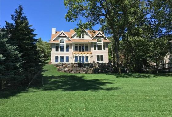 51718 4009 North Shore Drive