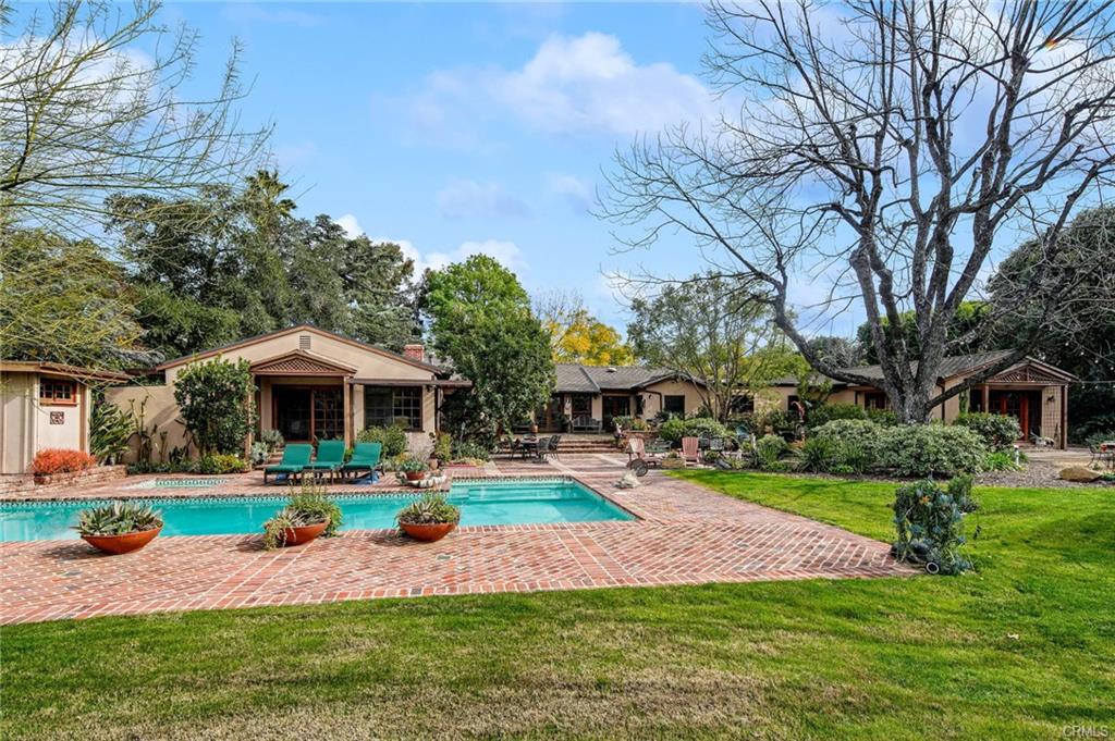 52557C1704475135844 5345 Encino Ave