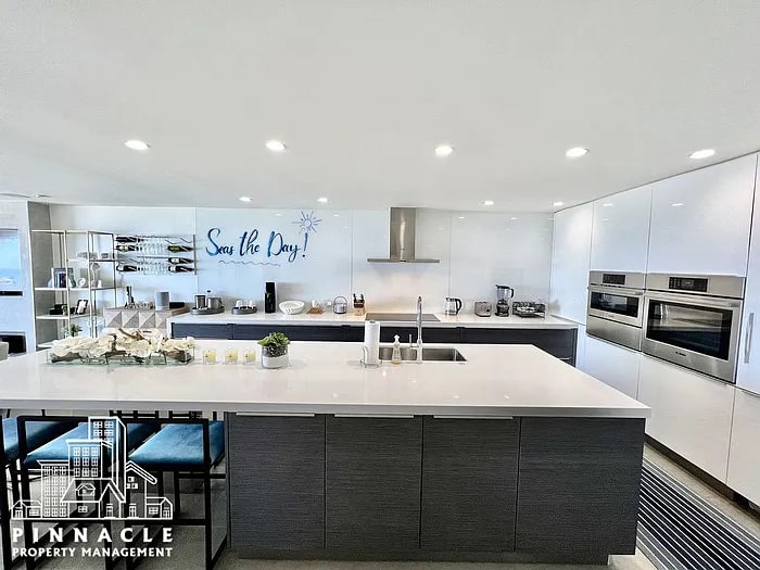 52557C1737615222849 2 E Ketch St #202
