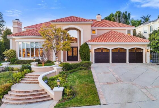 52557C1737616495328 25531 Kingston Ct