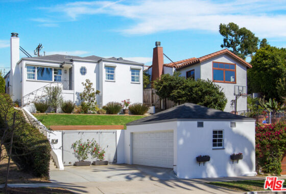 52601 1918 Fairburn Ave