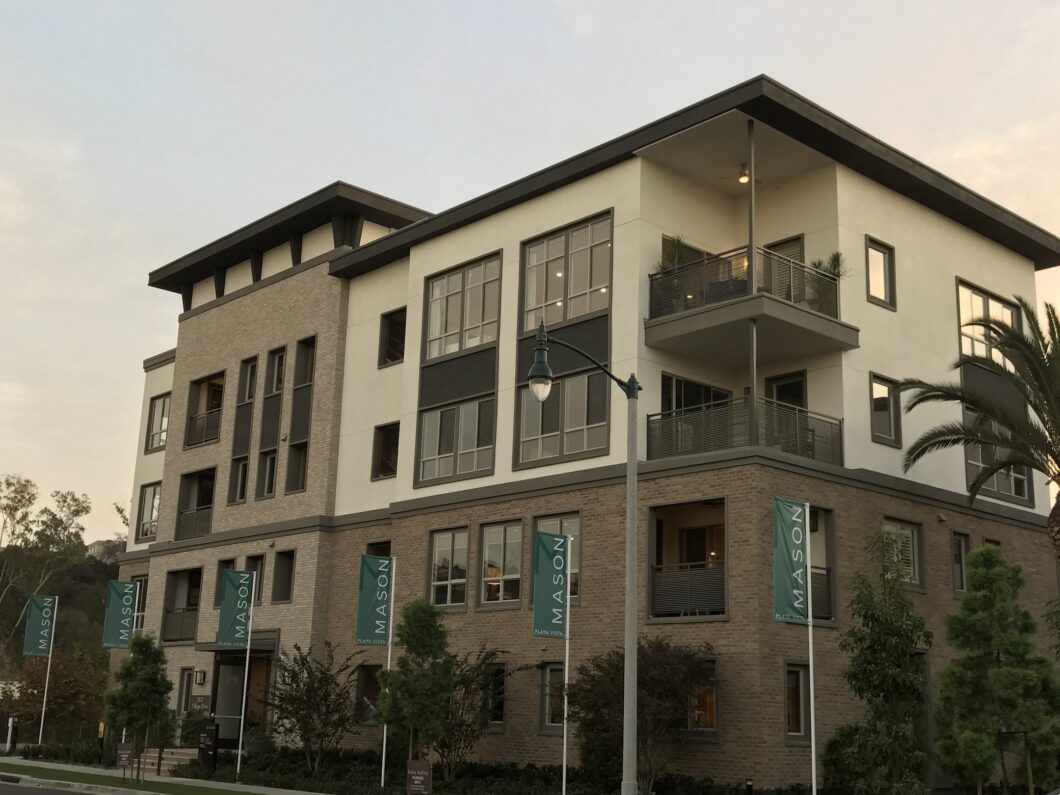 53298 5837 S Village Drive #4