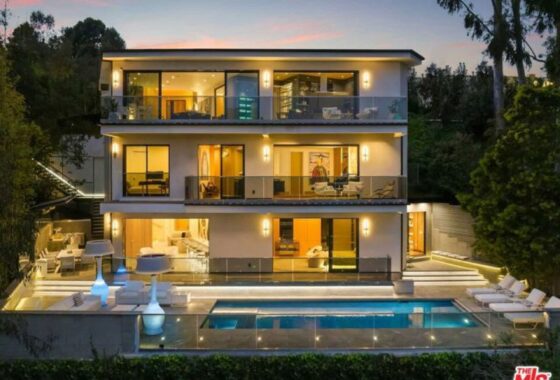 53616C1707445378022 976 Bel Air Road