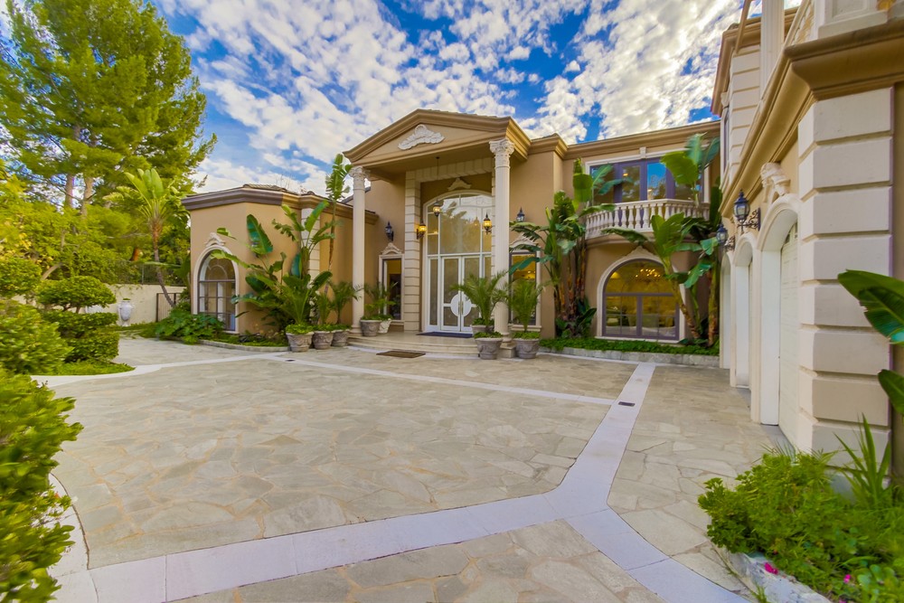 54209 2227 Stratford Circle