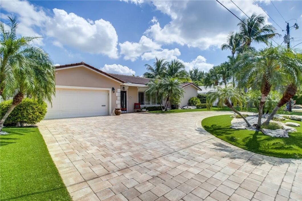 54781C1696473586076 3021 NE 46th St