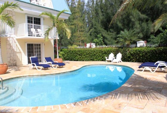 55867 Investment Opportunity off Reef Golf Course Colindale Apartments