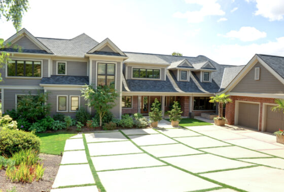 57915 5422 Eastgate Drive