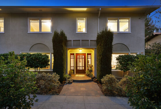 59023 4233 Balfour Avenue