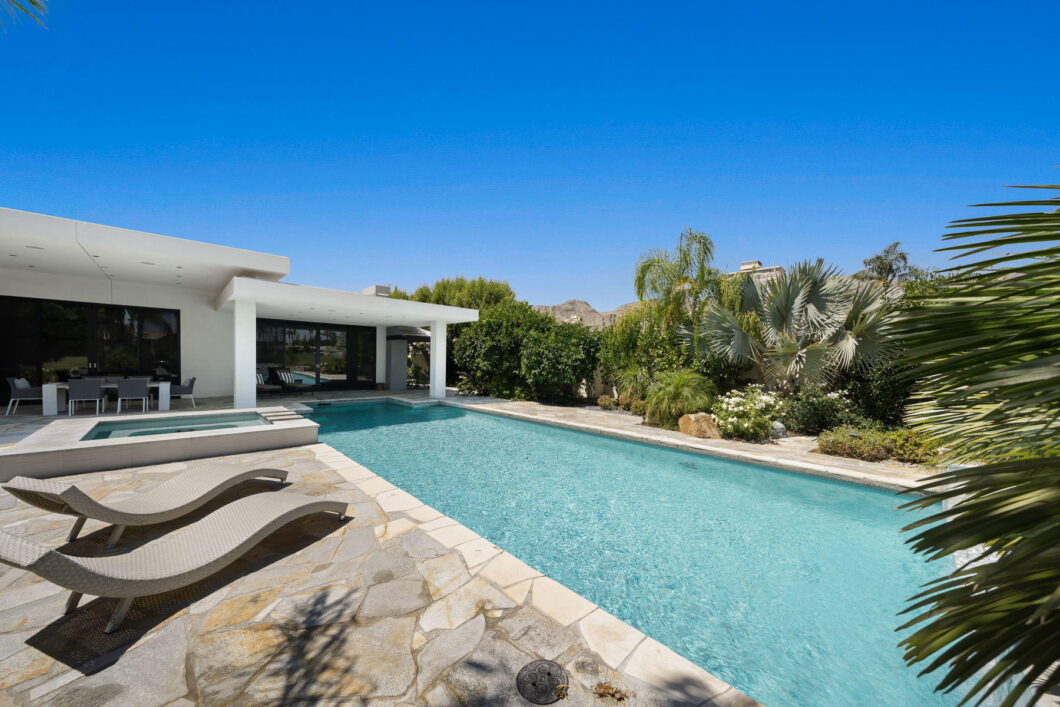 61260C1739851582694 48 Fincher Way