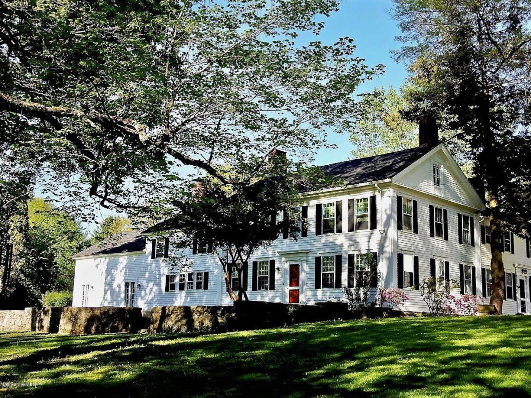 62013C1744838214682 9 Seekonk Rd